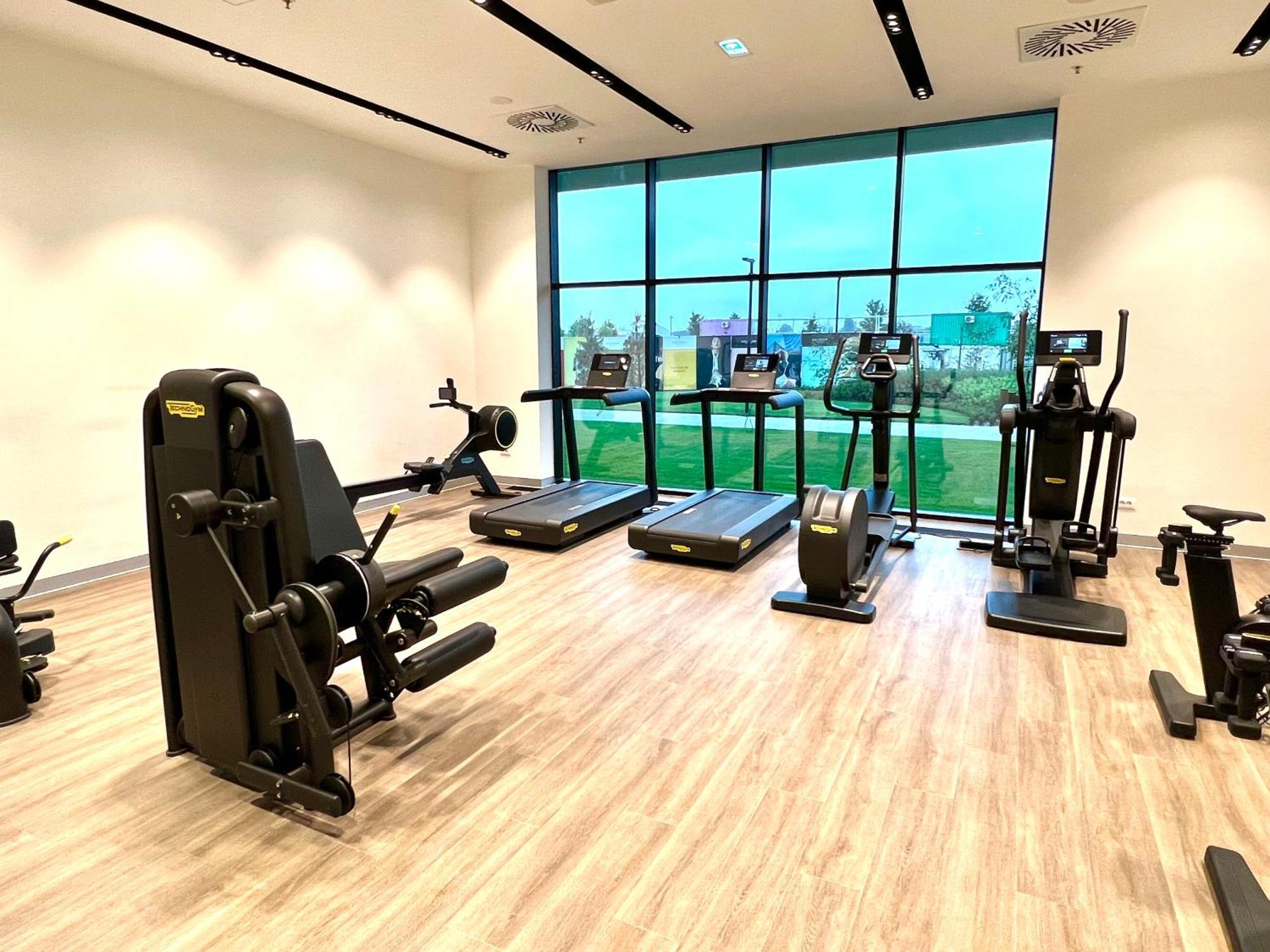 BW Terrace Top Floor Apartments With River View & Self Check-In เบลเกรด ภายนอก รูปภาพ